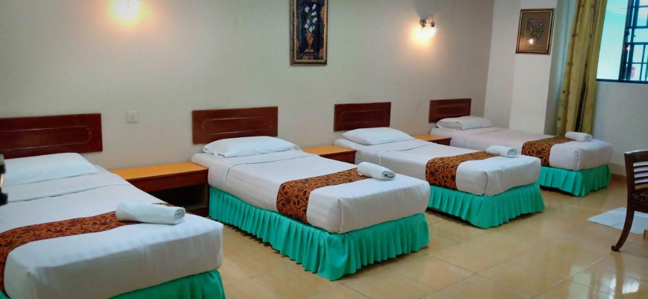 Hotel K T Mutiara Kuala Terengganu Kültér fotó